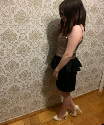 Софа, 24